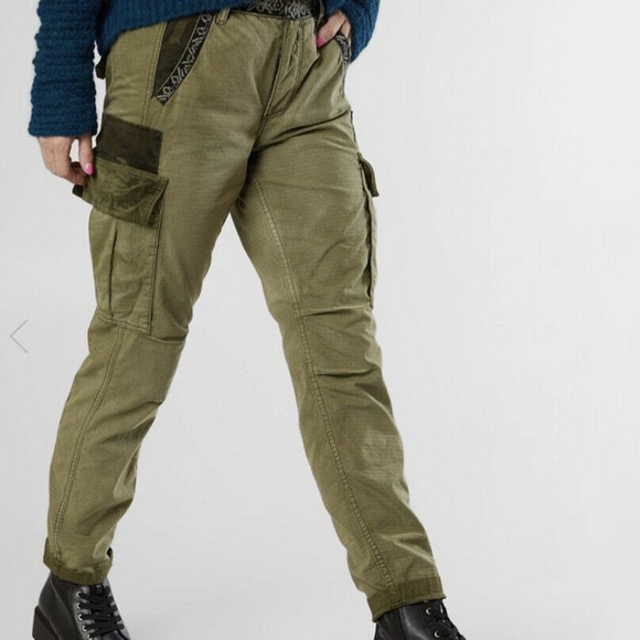 Free People 'Wild Nothing' Mixed Media Trim Embellished Utility Cargo Pants (4) - Picture 6 of 9